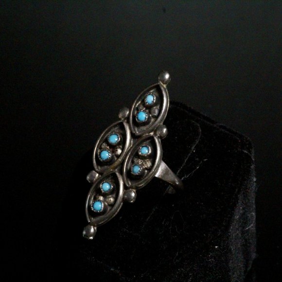 Vintage Sterling Silver Native American Zuni Elongated Ring - Picture 2 of 8